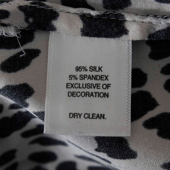 White House Black Market Sz 0 Black White Silk Stretch Lace Silk Spandex Top - Picture 8 of 8